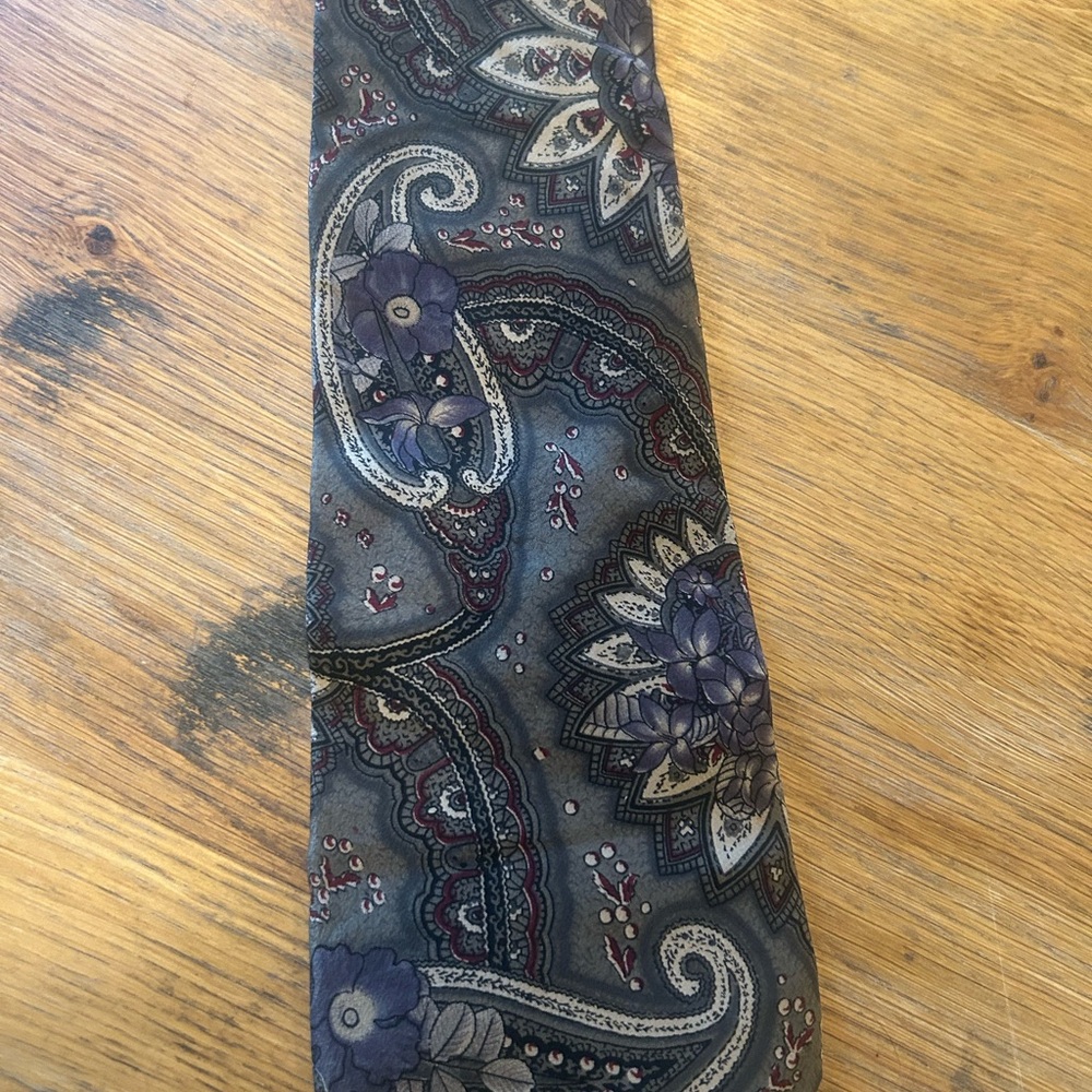 Elegant Paisley Men's Tie in Blue and Gray vintage Zylos